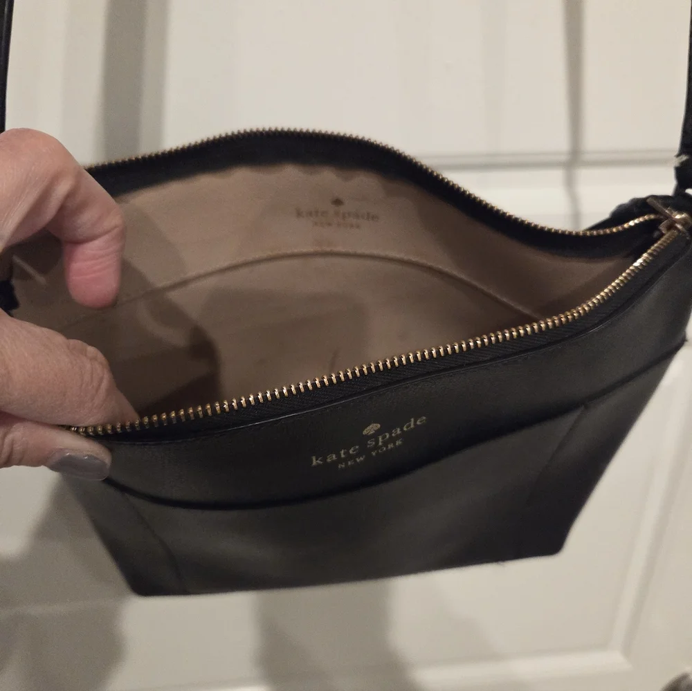 KATE SPADE WOMEN'S BLACK MONICA PEBBLED LEATHER CROSSBODY PURSE